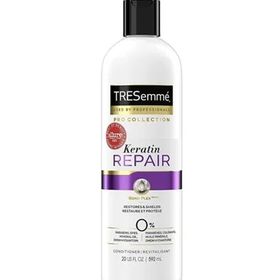 TRESemme 592 ml P/C Keratin Yıpranmış Saçlar İçin Onarıcı Saç Kremi
