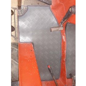 Tümosan 6080 Traktör Kabin Paspası