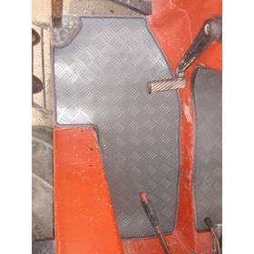 Tümosan 6080 Traktör Kabin Paspası