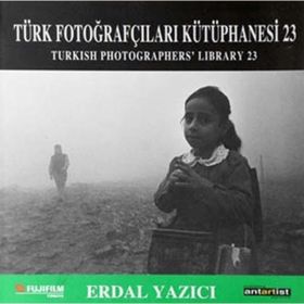 TÜRK FOTOĞRAFÇILARI KÜTÜPHANESİ 23 - ERDAL YAZICI