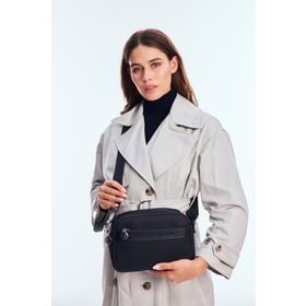 U.S. Polo Assn. US24742 Siyah Kadın Postacı Çantası