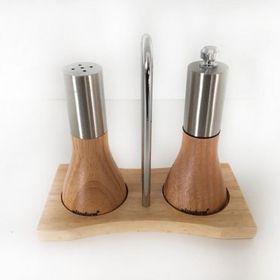 UltraForm 12 Cm Ahşap Standlı Tuzluk Ve Biberlik Seti