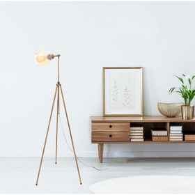 Umur Aydınlatma Tripod Soho Başlıklı Eskitme Lambader