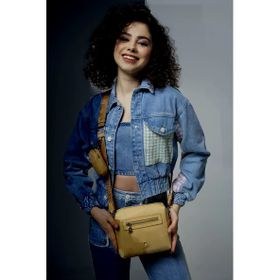 United Colours Of Benetton BNT631 Sarı Kadın Omuz Çantası
