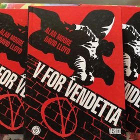 V For Vendetta Özel Edisyon - Alan Moore David Lloyd