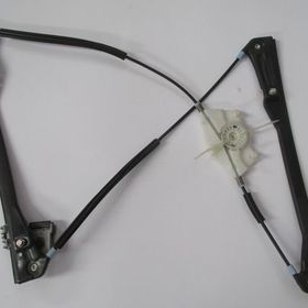 Volkswagen Golf-4 1998-2004 Sol Elektrikli Motorsuz 2 Kapı Ön Cam Krikosu
