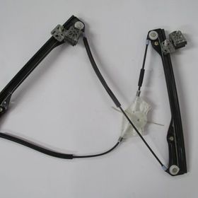 Volkswagen Golf-4 1998-2004 Sol Elektrikli Motorsuz 2 Kapı Ön Cam Krikosu