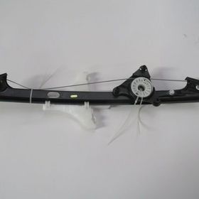 Volkswagen Golf-4 1998-2004 Sol Elektrikli Motorsuz Arka Cam Krikosu