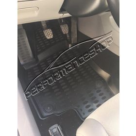 Volkswagen Golf 4 2002-2003-2004 4D Havuzlu Oto Paspas