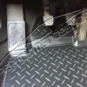 Volkswagen Golf 6 2009 3D Havuzlu Paspas