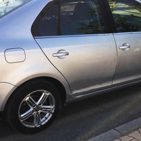Volkswagen Jetta 2006-2011 4 Parça Paslanmaz Çelik Cam Çıtası