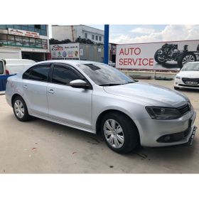 Volkswagen Jetta 2011-2019 Arası 4 Mügen Cam Rüzgarlığı