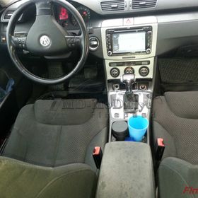 Volkswagen Passat B6 2005 3D Havuzlu Paspas