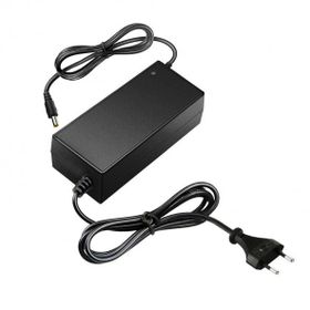 Wattbox 5.5x2.5 mm 24V 1.5A Masa Tipi Adaptör