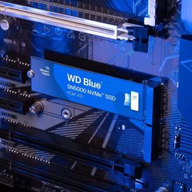 WD WDS100T4B0E Blue SN5000 1 TB 5150/4900 MB/s M.2 2280 PCIe 4.0 NVMe SSD