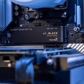 WD WDS500G4X0E 500GB Black SN7100 M.2 NVMe 6800MB/s Okuma 5800MB/s Yazma PCIe Gen4 x4 SSD