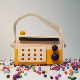 Websunday El Yapımı Ahşap Oyuncak Güneş Sarısı Baby Radyo