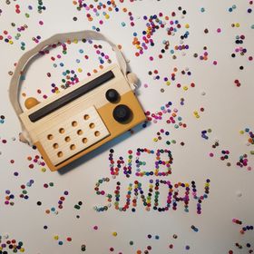 Websunday El Yapımı Ahşap Oyuncak Hardal Baby Radyo