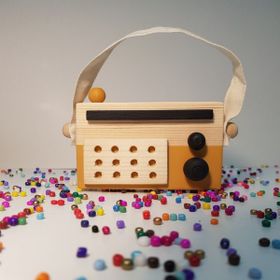 Websunday El Yapımı Ahşap Oyuncak Hardal Baby Radyo