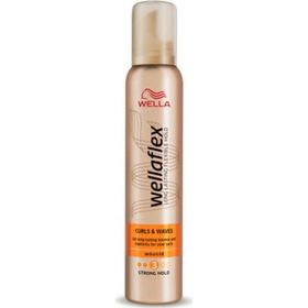 Wella Wellaflex Bukle Dalgalı 200 ML Saç Köpüğü