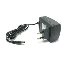 WellPower 12 Volt 2 Amper 5.5x2.5 mm Jak Fişli Plastik Kasa Adaptör