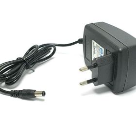 WellPower 12 Volt 2 Amper 5.5x2.5 mm Jak Fişli Plastik Kasa Adaptör
