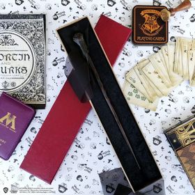 Wizarding World ASA005 35.5 cm Harry Potter Ollivander’s Ron Weasley Asası