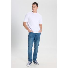 Wrangler Greensboro Açık Mavi Regular Straight Jean Pantolon Erkek Jean Pantolon