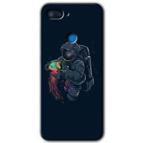 Xiaomi Mi 8 Lite Astronot Kıyafeti Baskılı Uyumlu Silikon Kılıf