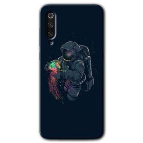 Xiaomi Mi 9 SE Astronot Kıyafeti Baskılı Uyumlu Silikon Kılıf