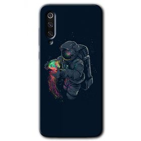 Xiaomi Mi 9 SE Astronot Kıyafeti Baskılı Uyumlu Silikon Kılıf