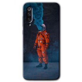 Xiaomi Mi 9 SE Smoke Astronot Baskılı Uyumlu Silikon Kılıf