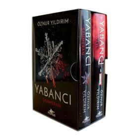 Yabancı Kutulu Özel Set 2 Kitap - Ciltli - Onur Yıldırım