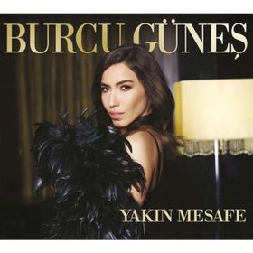 Yakın Mesafe Ciltli - Julie James