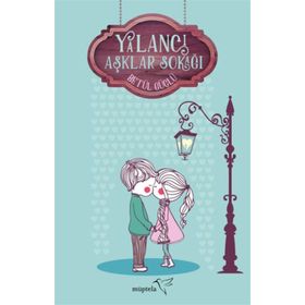 Yalancı Aşklar Sokağı - Betül Güçlü