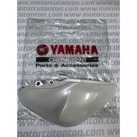 Yamaha YZF R25 Beyaz Sol Depo Yan Kapak