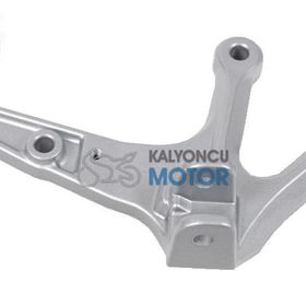 Yamaha YZF R25 Ön Sağ Basamak Braketi