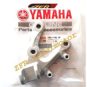 Yamaha YZF R25 Ön Sol Basamak Braketi