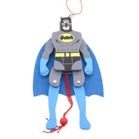 YNT İthalat ALK1193 Ahşap Salanan Batman Figürü