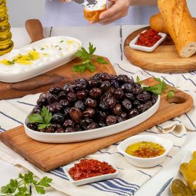 Yöre 231-260 Kalibre 1 kg Gemlik Mega Siyah Zeytin