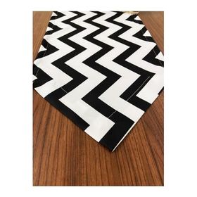 Zeren Home Siyah Beyaz Zizgag Sıvı Geçirmez Üçgen 40x160 cm Runner