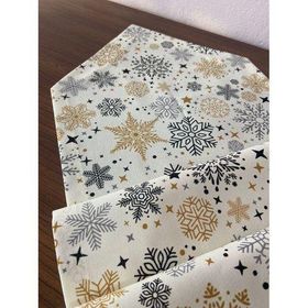 Zeren Home Yılbaşı Yıldızları Desenli Üçgen 40x160 cm Runner