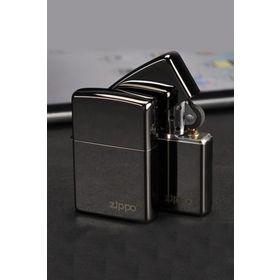 Zippo Logolu Ebony Parlak Siyah Çakmak