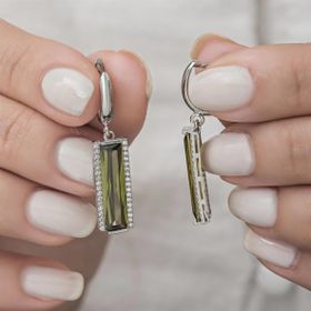 Zultanite Baget Taşlı 925 Gümüş Küpe