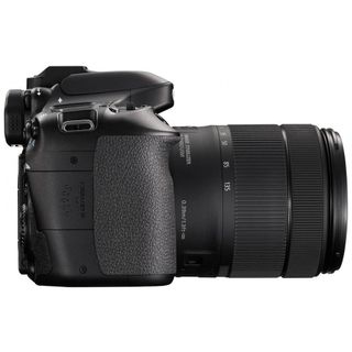 Canon EOS 80D 18-135mm IS USM Nano Lens DSLR Fotoğraf Makinesi
