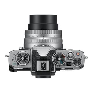 Nikon Z FC 16-50 mm Lens Gümüş Aynasız Dijital Fotoğraf Makinesi