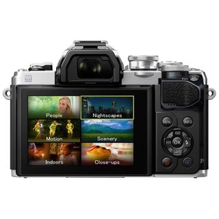 Olympus OM-D E-M10 Mark III 14-42mm Lens Aynasız Fotoğraf Makinesi