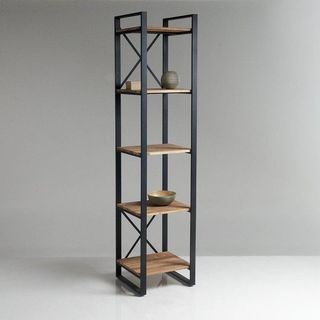 Güven Dekoratif Metal Kitaplık