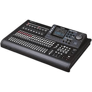 Tascam DP-32SD 32 Kanallı Dijital Ses Kayıt Cihazı