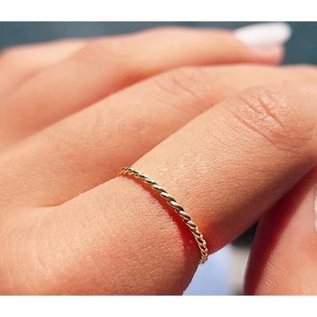 14 Ayar Altın Burgu İnce Minimal Evlilik Alyansı